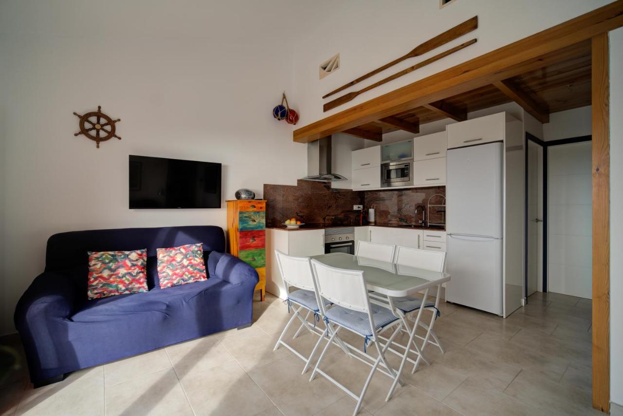 Vista Faro-Apartamento Con Balcon Que Mira Al Mar Cala'N Bosch  Exterior foto